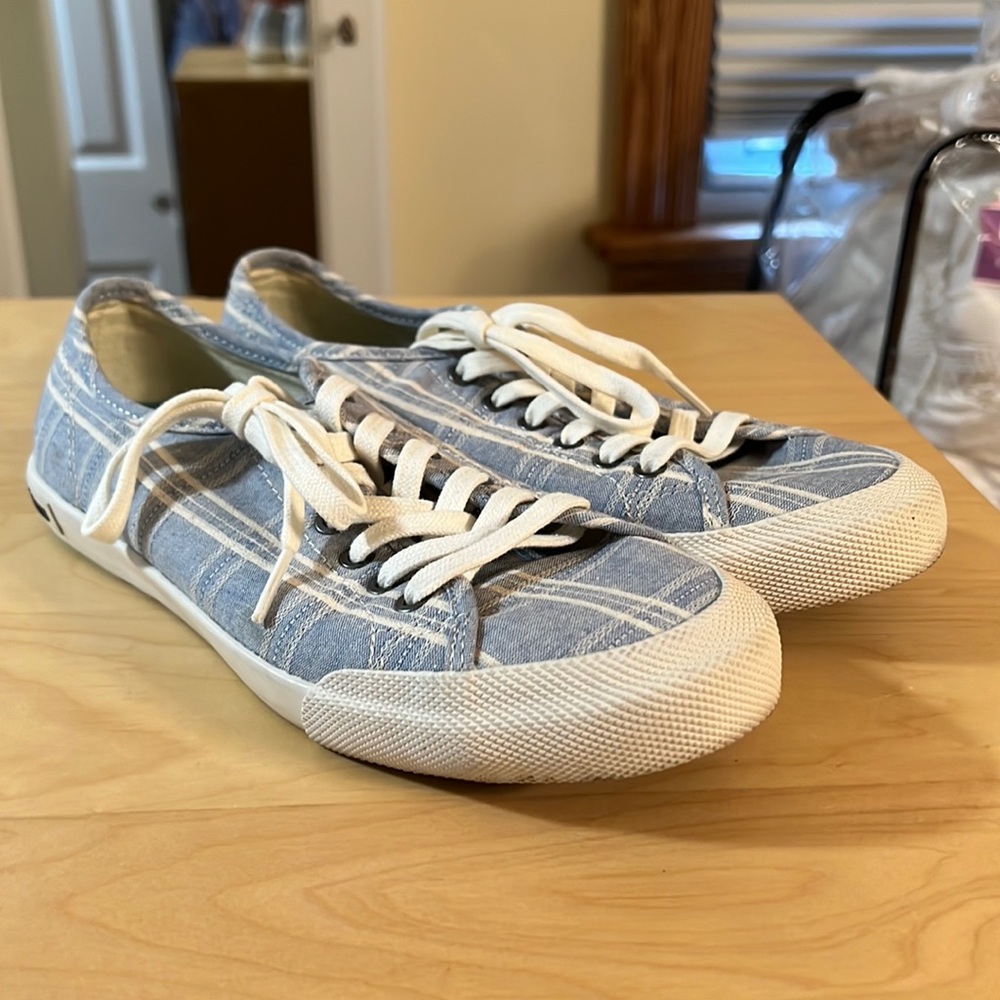 SeaVees - Chambray - Monterey Sneakers - 7.5